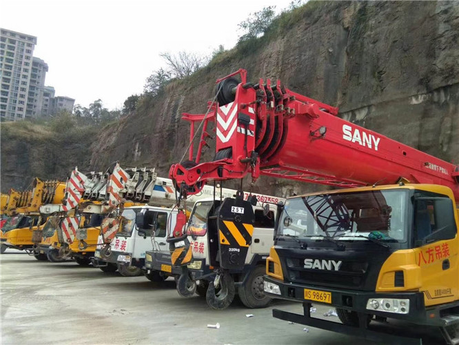 青川县吊车出租按什么计费？台班费、单次费、里程费怎么算？