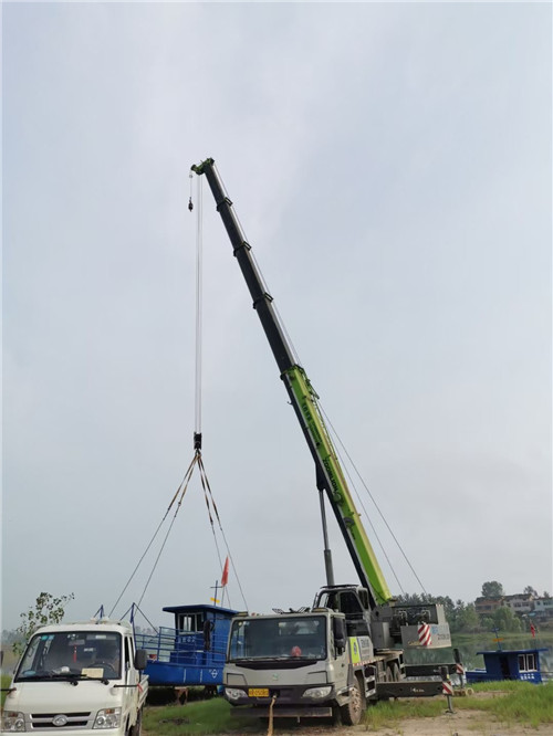 青川县桥梁建设吊装案例